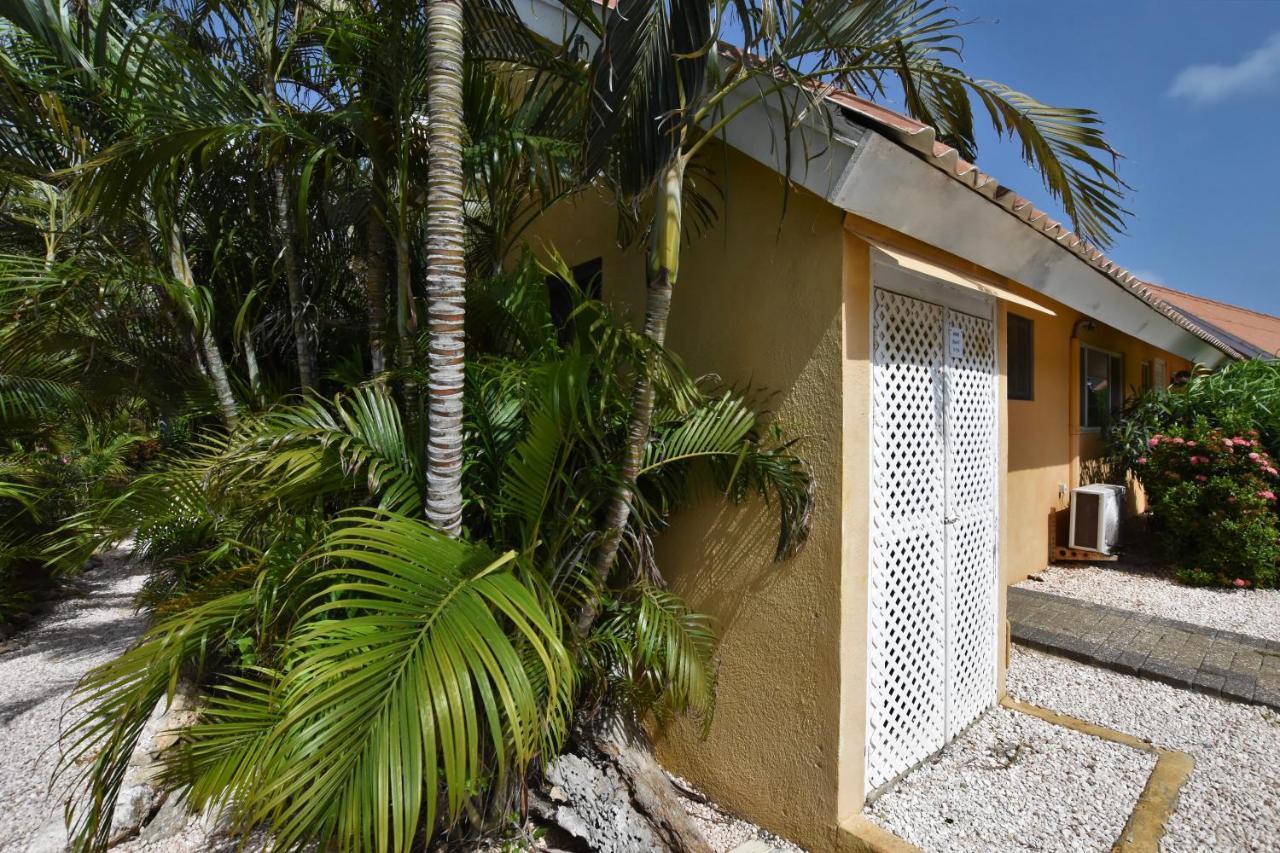 Seru Coral Apartment Willemstad Exterior foto